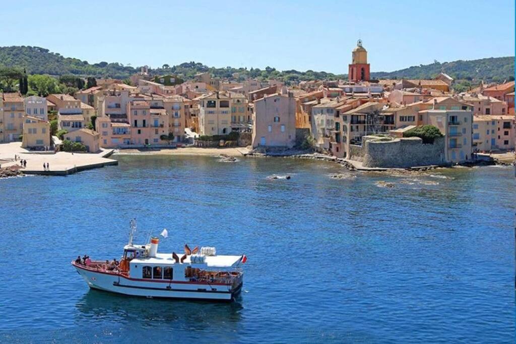 2 Bedrooms, 15 Min Walk To Beach, Ac, Pool & Fiber Internet In A Quiet, Private Gated Domain 5Kms To St Tropez Cogolin Esterno foto