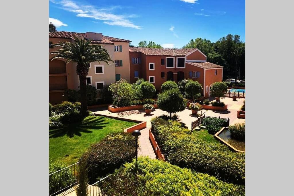 2 Bedrooms, 15 Min Walk To Beach, Ac, Pool & Fiber Internet In A Quiet, Private Gated Domain 5Kms To St Tropez Cogolin Esterno foto