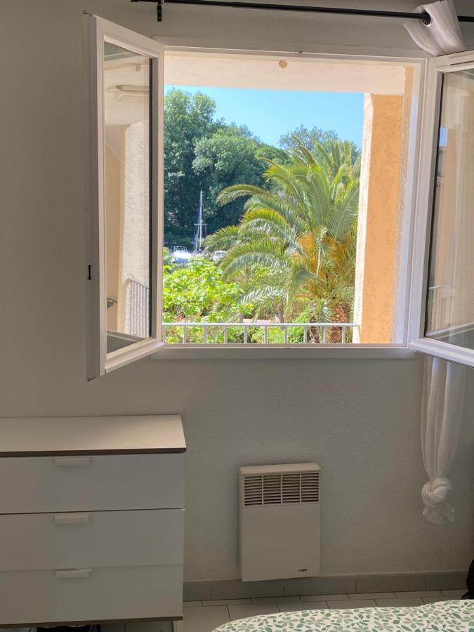 2 Bedrooms, 15 Min Walk To Beach, Ac, Pool & Fiber Internet In A Quiet, Private Gated Domain 5Kms To St Tropez Cogolin Esterno foto